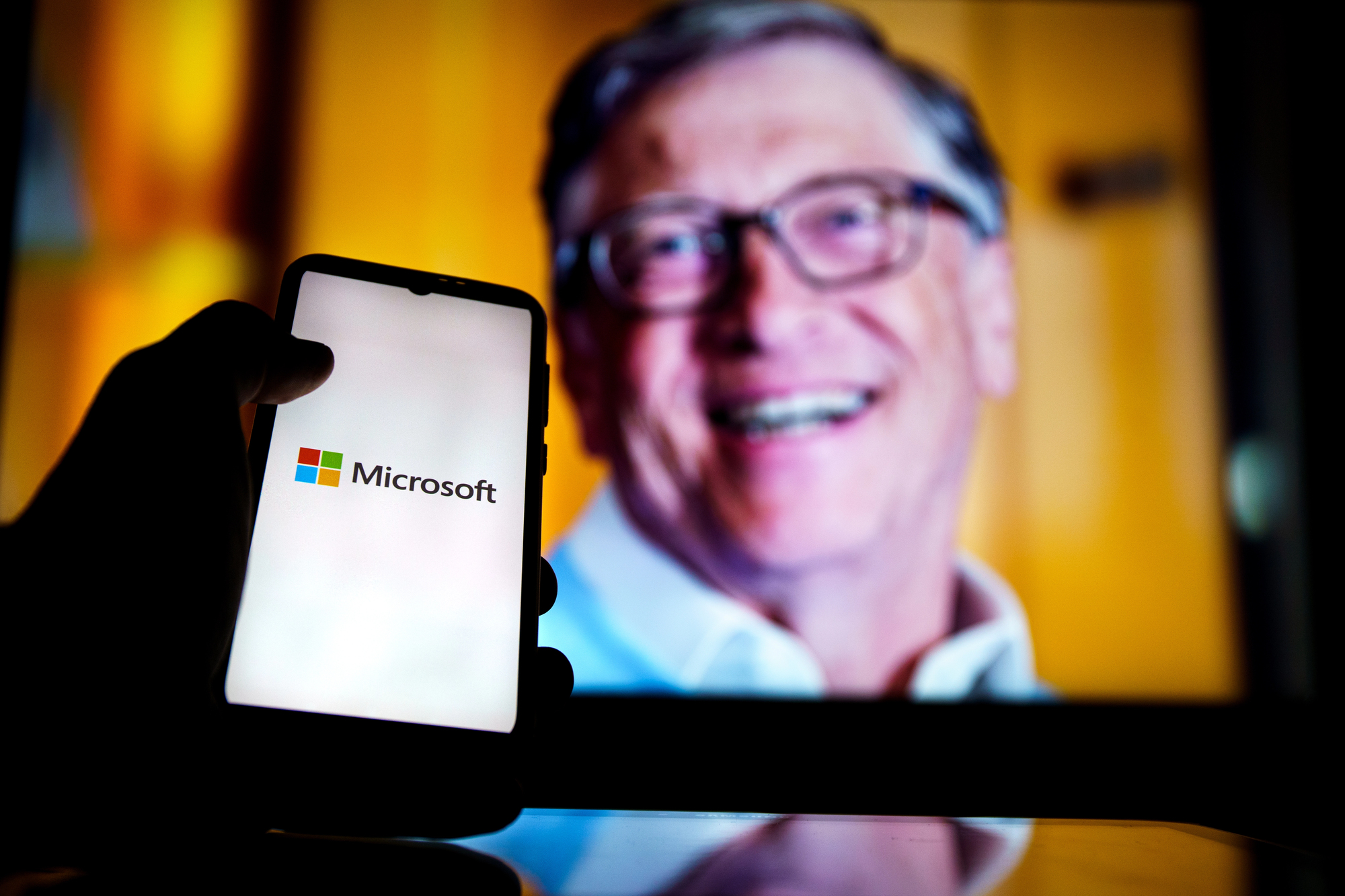 Bill Gates y otros zurdos que revolucionaron su tiempo.