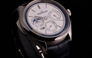 Jaeger-LeCoultre Master Grande Tradition Répétition Minutes Perpétuelle in a grained silver dial: New and reviewed: a close look