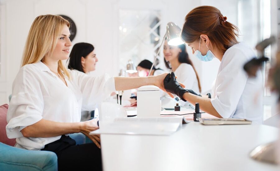 El negocio de la belleza es rentable si sabes cómo estructurarlo desde el principio | Imagen: Depositphotos.com